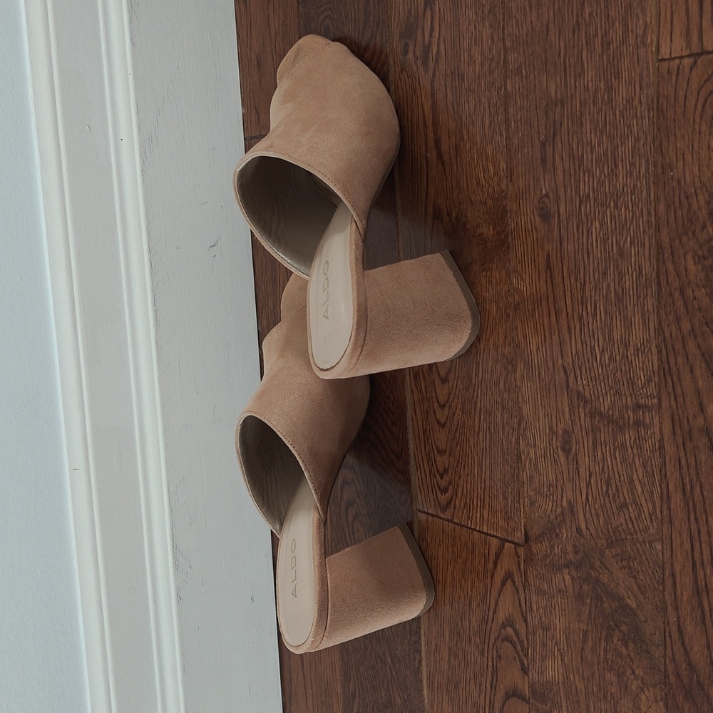 Aldo Nude Suede Open-Toe Block Heel Mule 6.5 - Picture 4 of 8